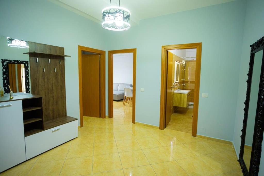 Apartment In Vlore Kejvi Exterior foto